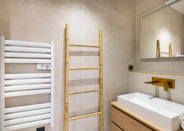 Appartamento Bright And Cozy Duplex For 4 Near Bastille Parigi